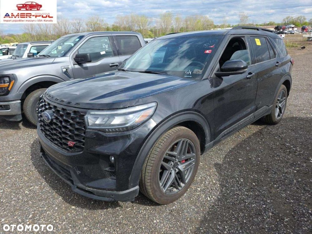 Ford Explorer - 1