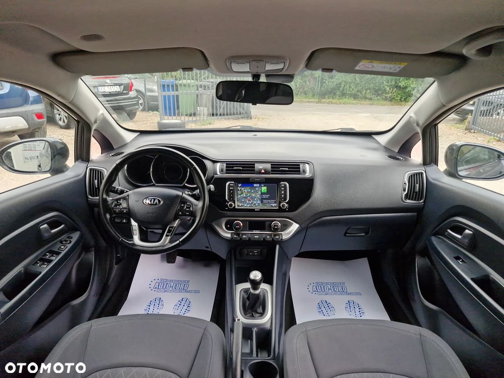 Kia Rio 1.2 L - 23