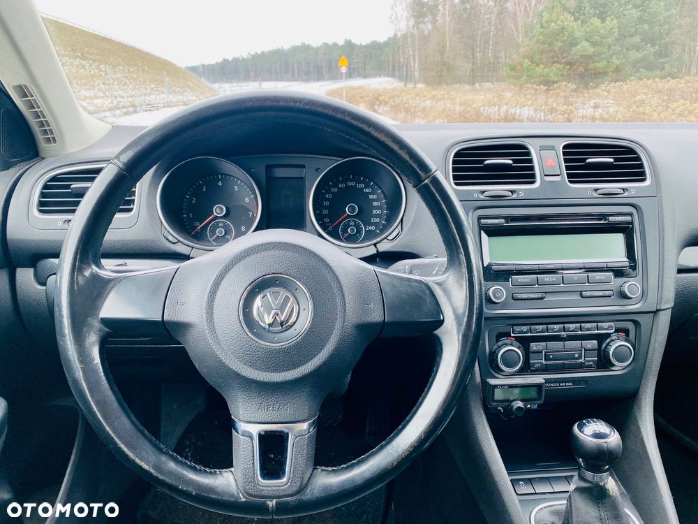 Volkswagen Golf 1.2 TSI BlueMotion Technology Comfortline - 39