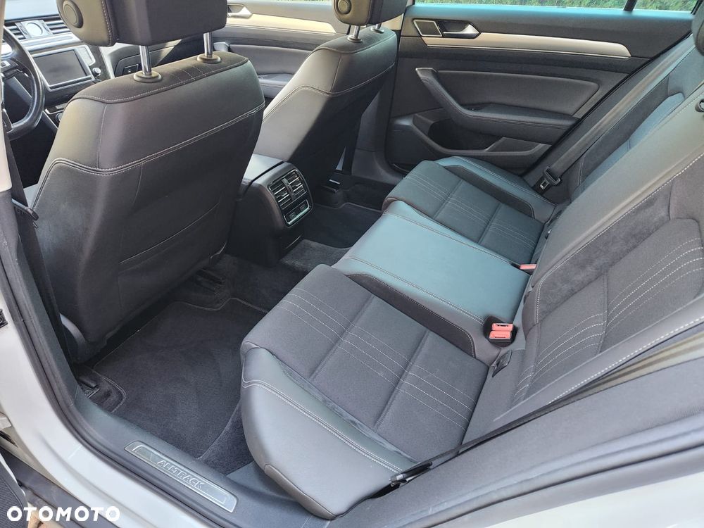 Volkswagen Passat 2.0 TDI SCR DSG 4Motion Business - 11
