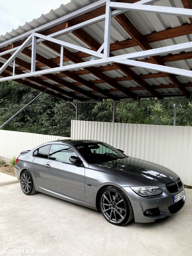 BMW Seria 3 320d Coupe - 12