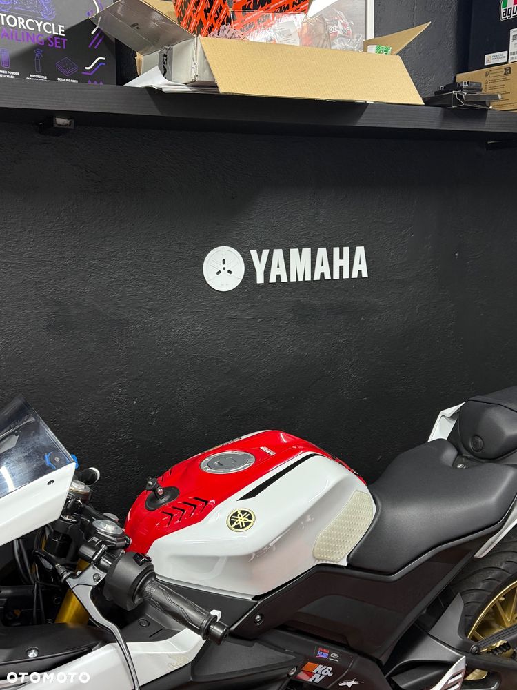 Yamaha YZF - 15