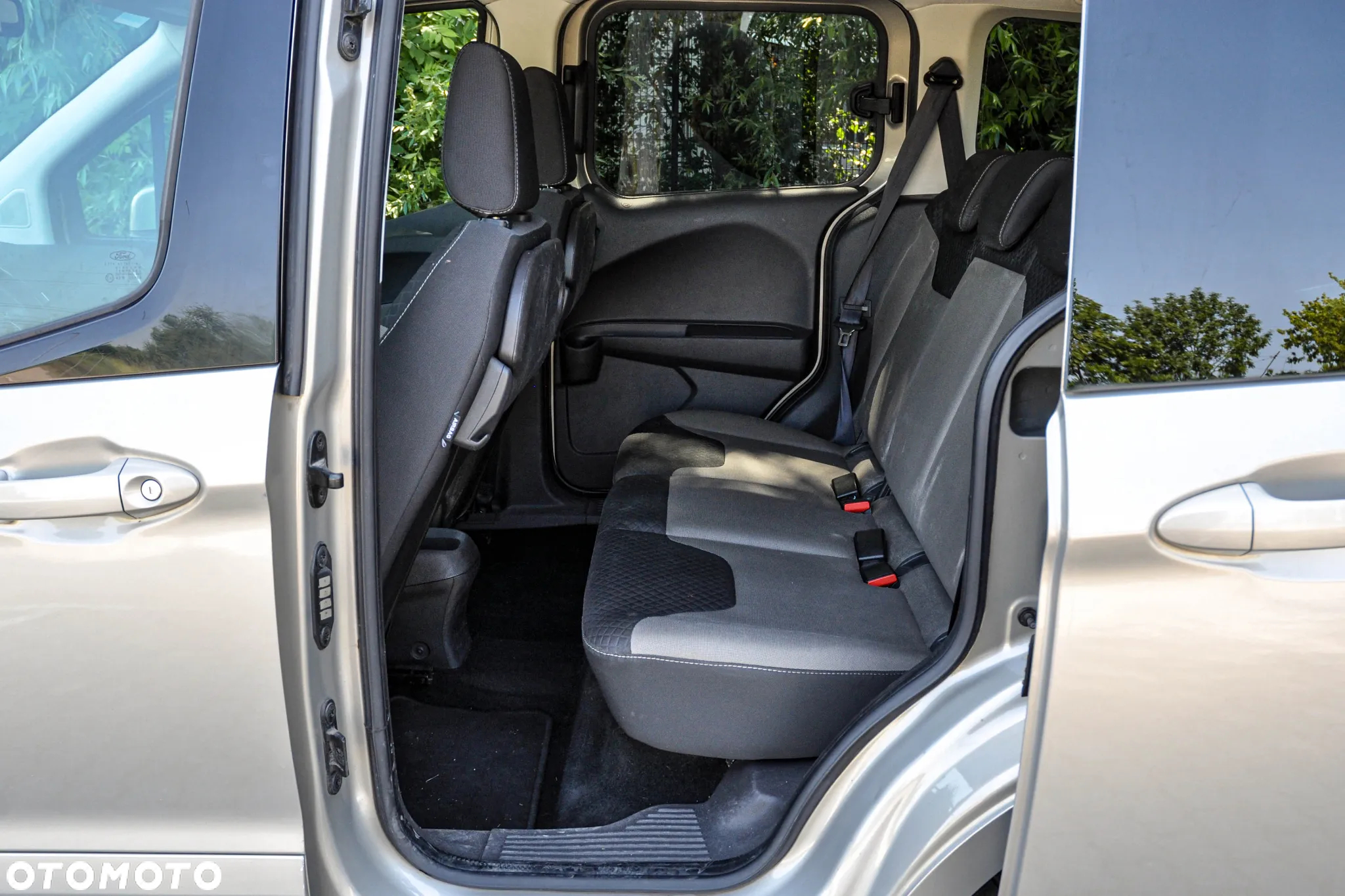 Ford Tourneo Courier - 8