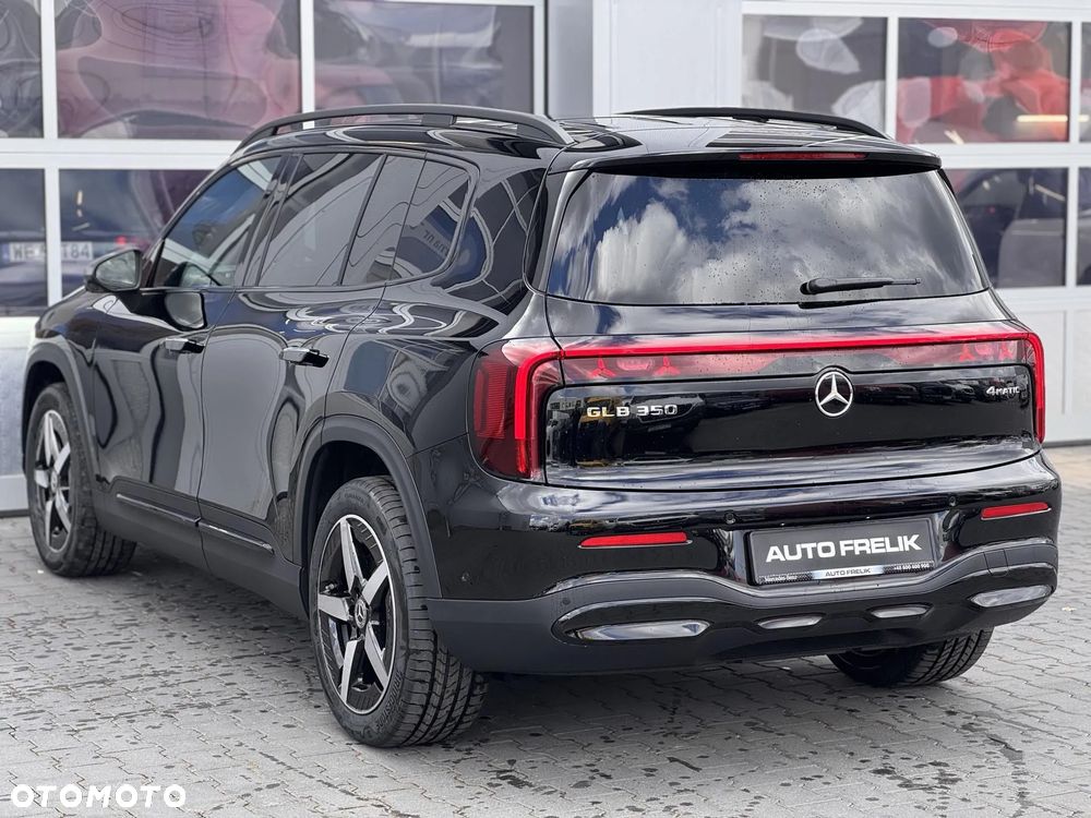 Mercedes-Benz GLB 350 4-Matic EQ 85kWh - 11