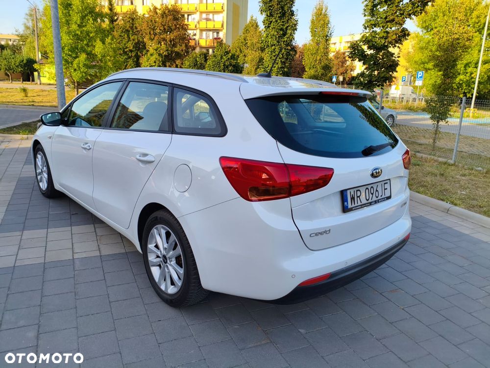 Kia Ceed - 3