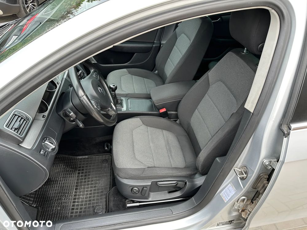 Volkswagen Passat Variant - 18