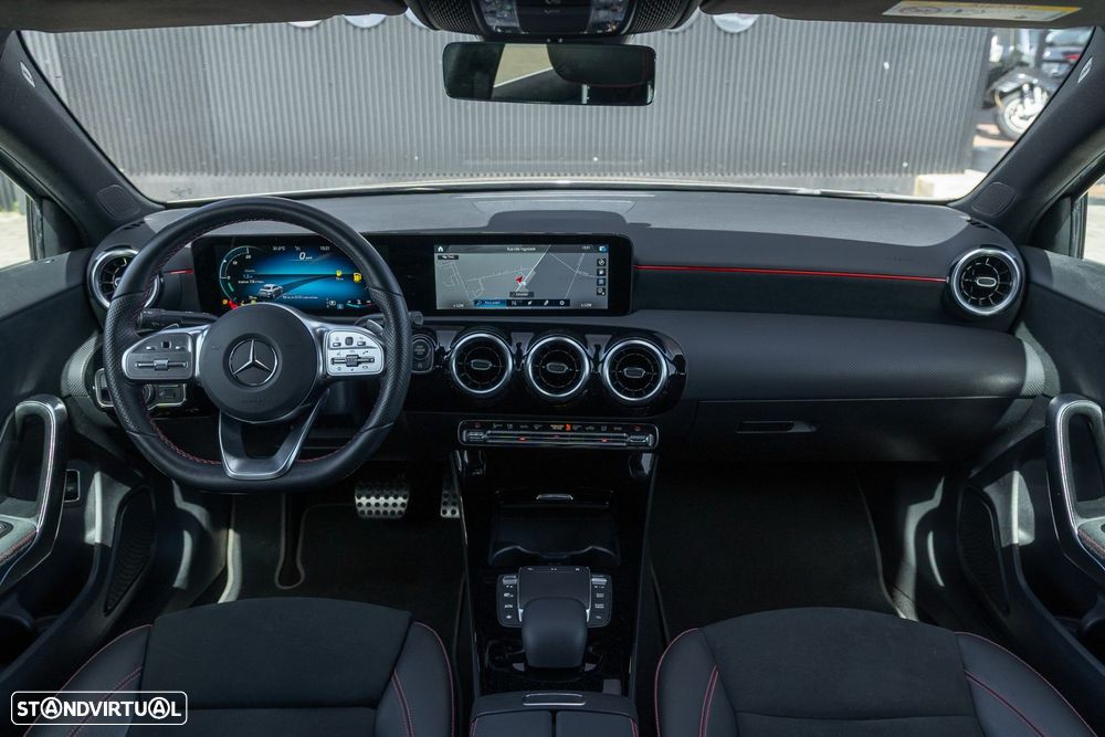 Mercedes-Benz A 180 Limousine d AMG Line Aut. - 17