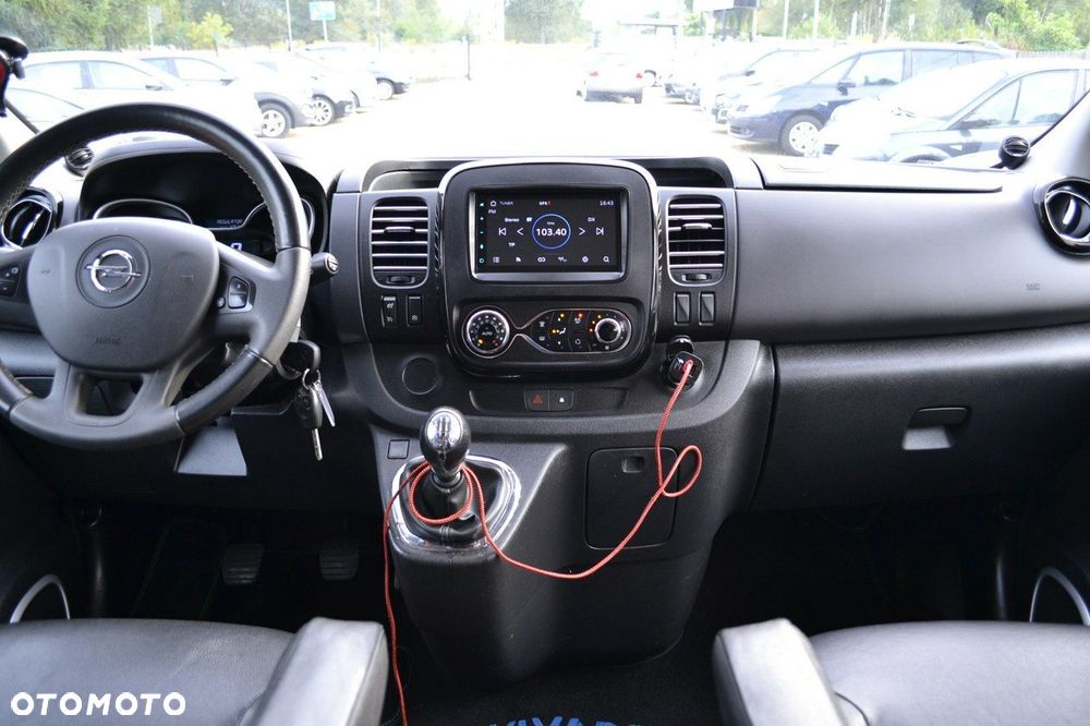 Opel Vivaro - 9