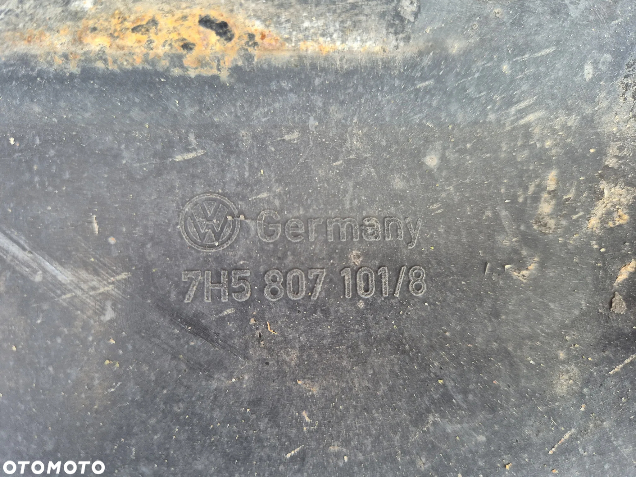 VW Transporter T5 03- grill atrapa chłodnicy Multivan Caravelle 7H - 5