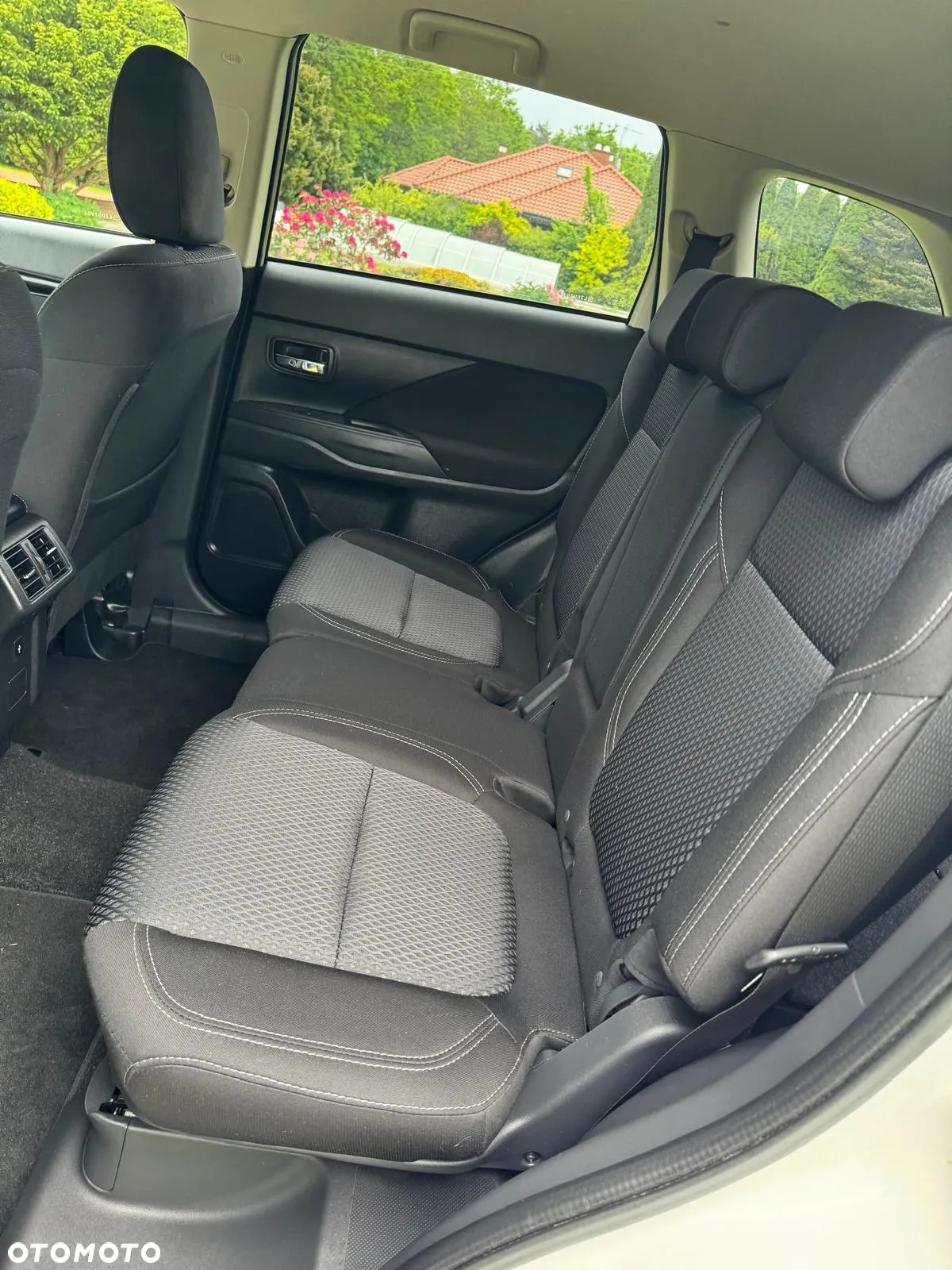 Mitsubishi Outlander 2.0 2WD CVT Spirit+ - 12