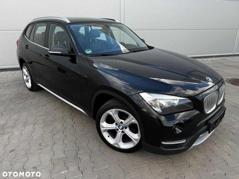 BMW X1 sDrive18d xLine - 12