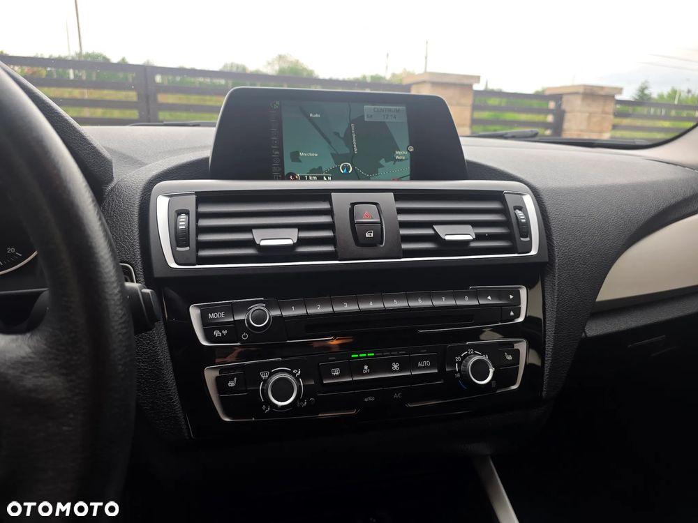 BMW Seria 1 116i Edition Metropolitan - 22