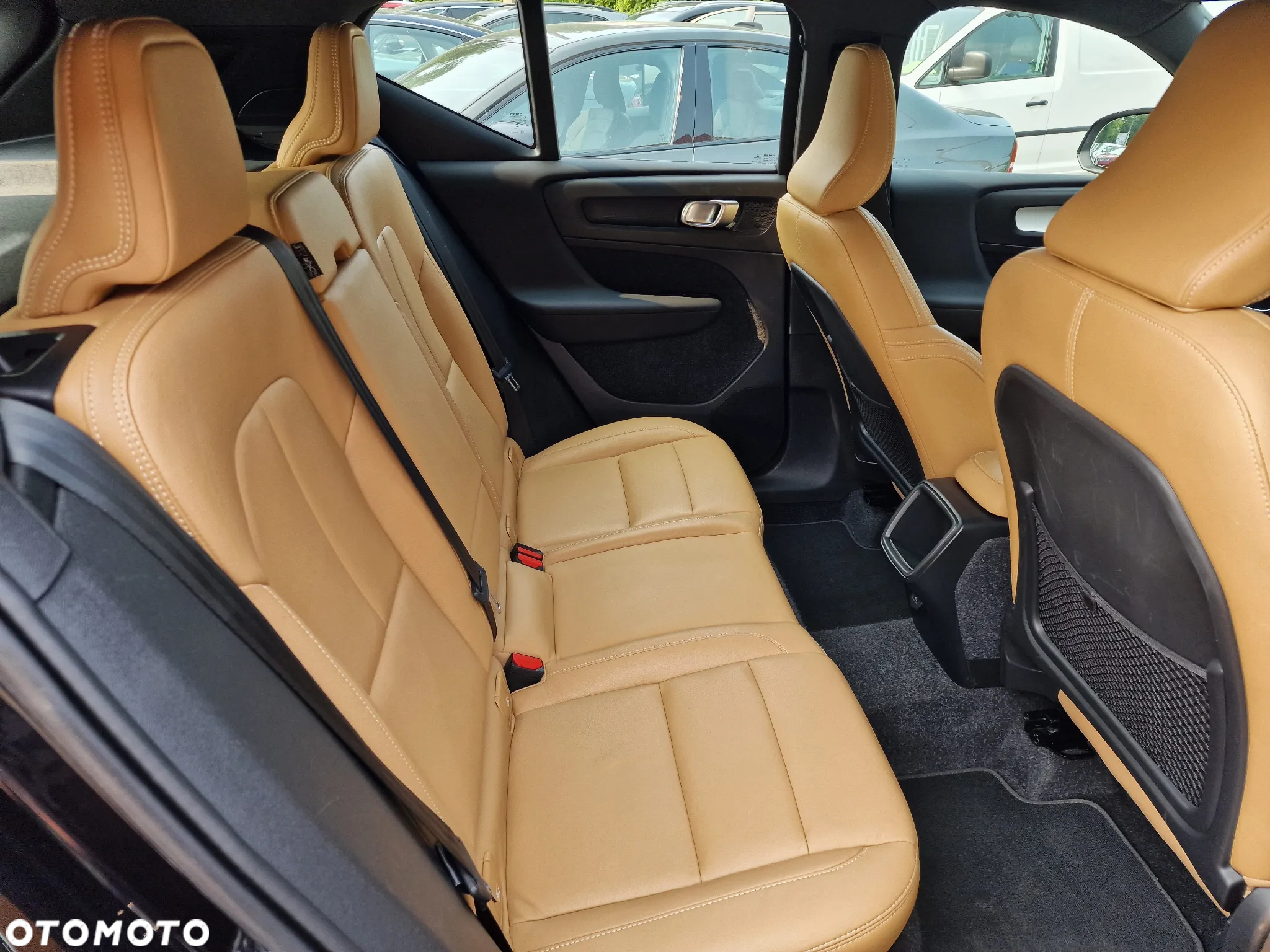 Volvo XC 40 D3 Momentum Pro - 21