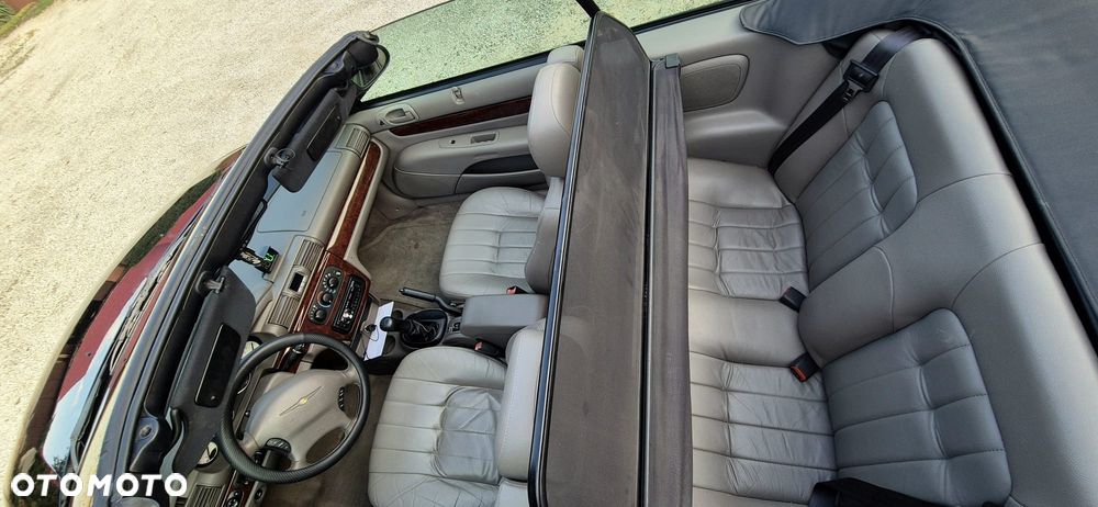 Chrysler Sebring - 6