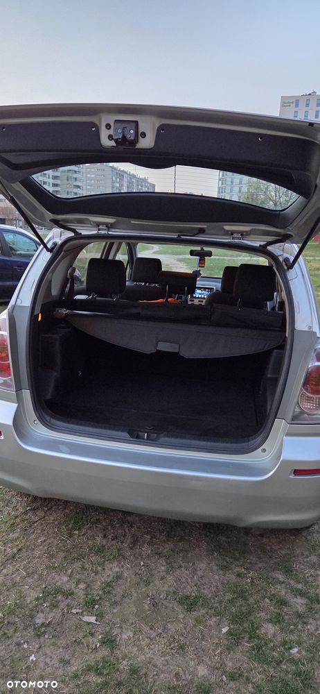 Toyota Corolla Verso 1.6 - 5