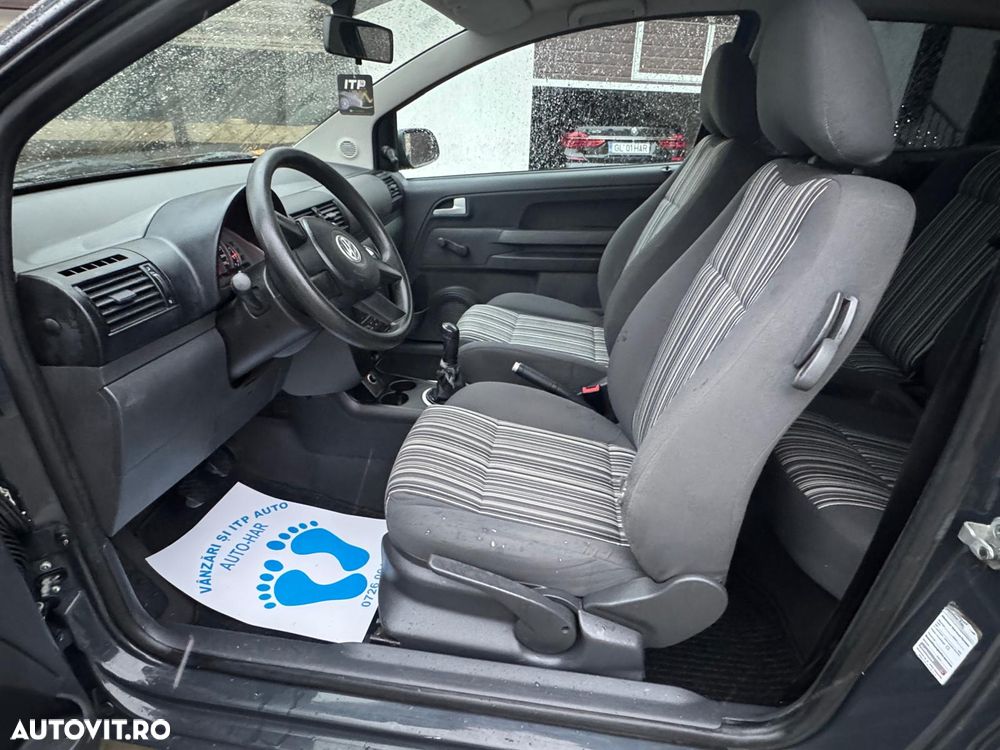 Volkswagen Fox 1.2 - 6