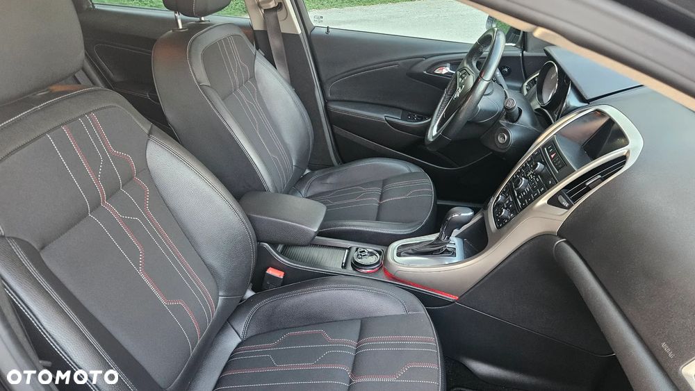 Opel Astra 1.4 Turbo Automatik 150 Jahre - 28
