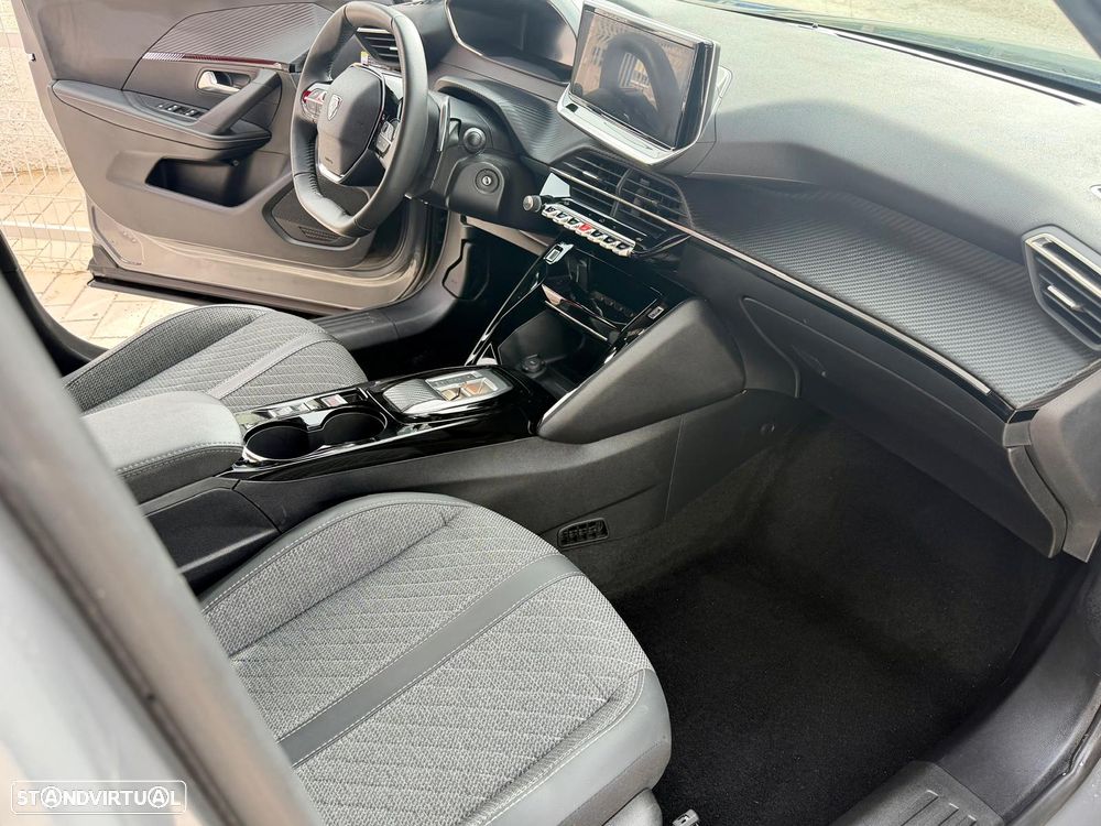 Peugeot 2008 Hybrid 145 e-DSC Allure - 61