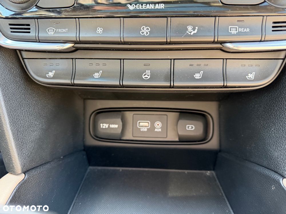 Hyundai Santa Fe - 11