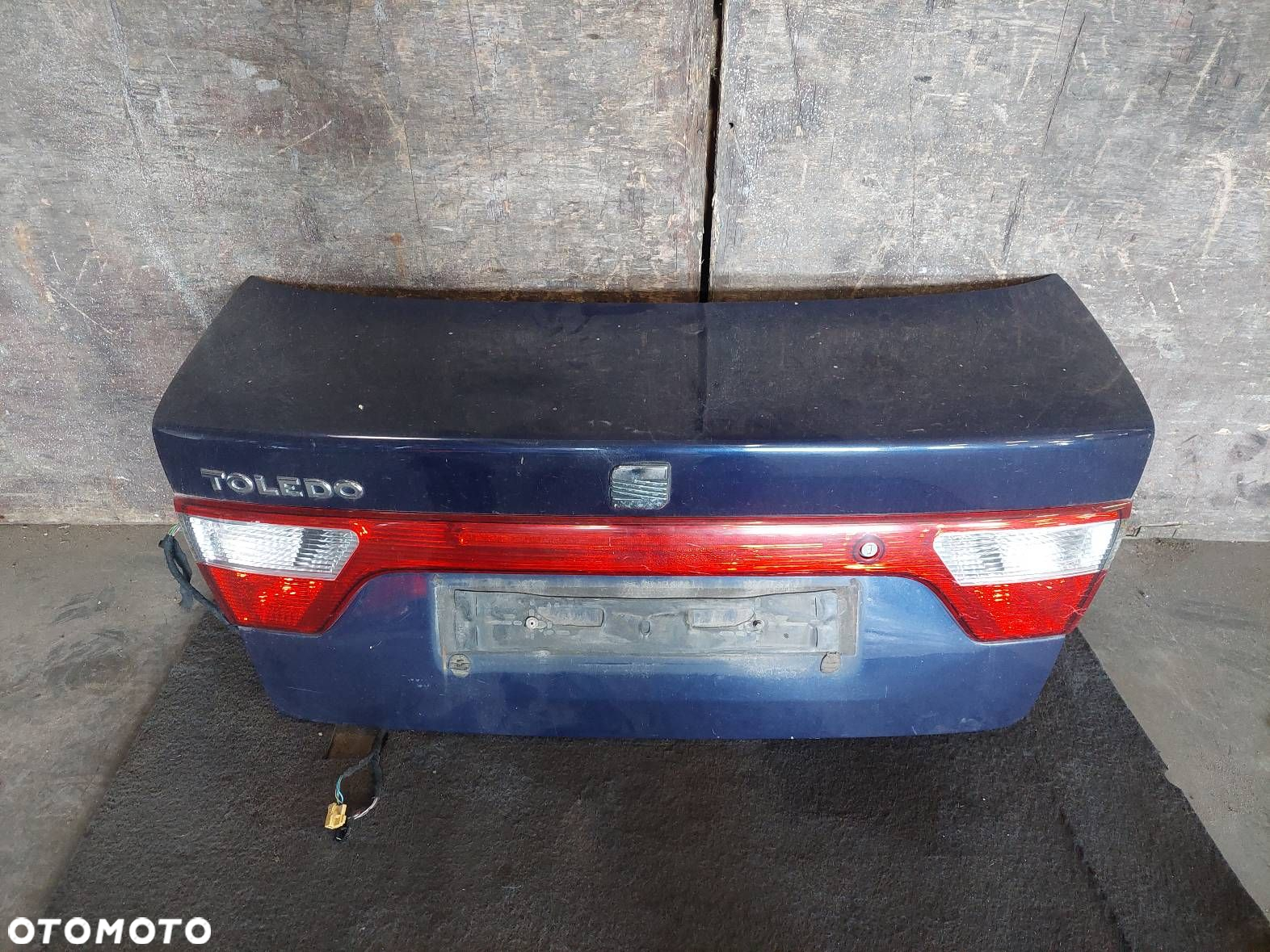 KOMPLETNY TYŁ KLAPA BAGAŻNIKA ZDERZAK TYŁ LAMPY SEAT TOLEDO II LB5N - 8