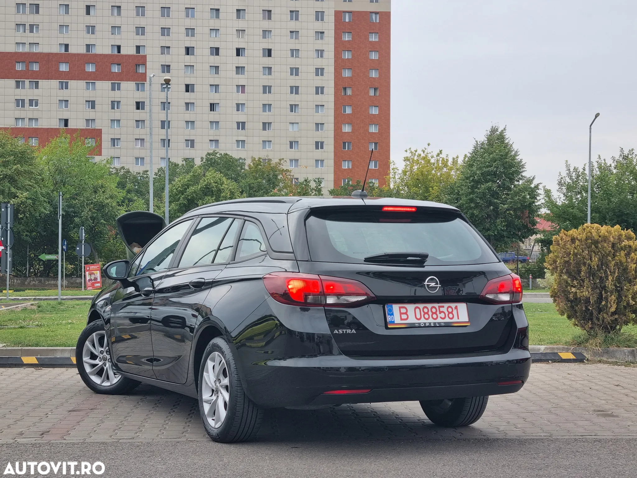 Opel Astra 1.2 Turbo Start/Stop Business Elegance - 19