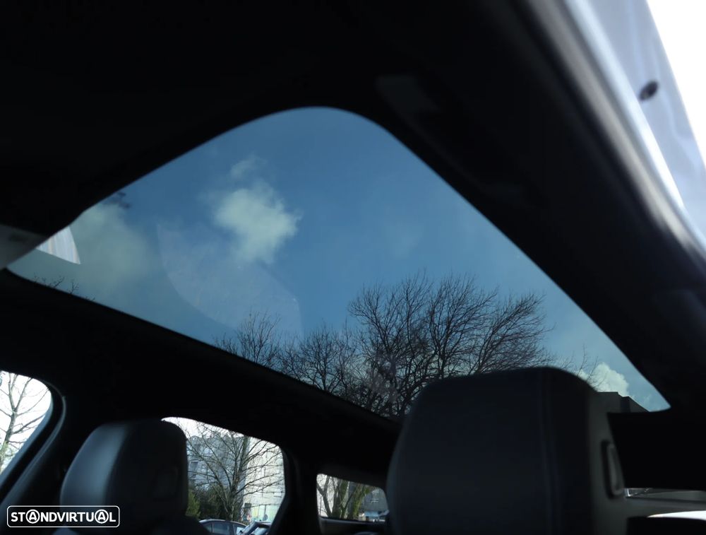 Ford Explorer 77 kWh Premium - 36