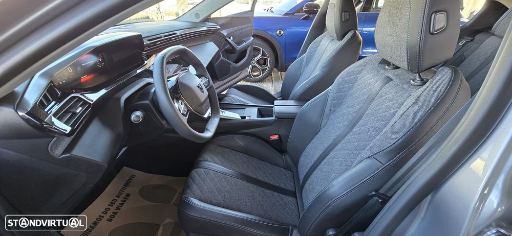 Peugeot 408 1.2 PureTech Allure Pack EAT8 - 12