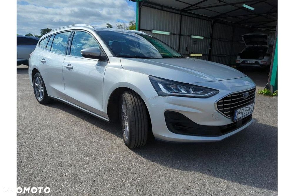 Ford Focus 1.0 EcoBoost Titanium - 4