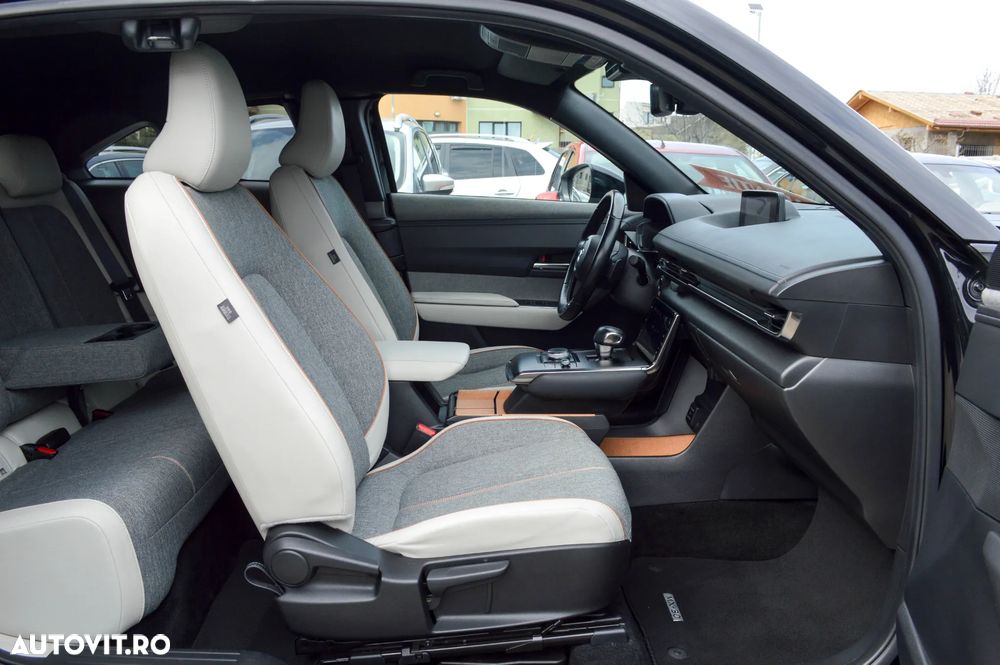 Mazda MX-30 e-SKYACTIV EV Exclusive-Line - 28