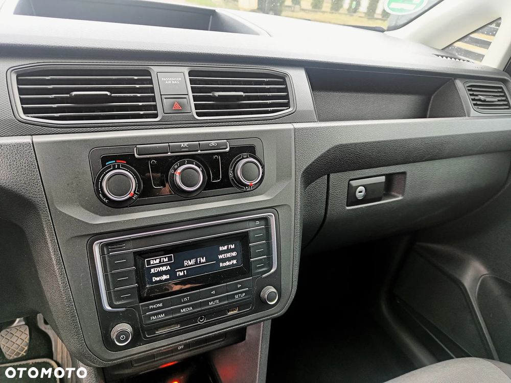 Volkswagen Caddy - 29