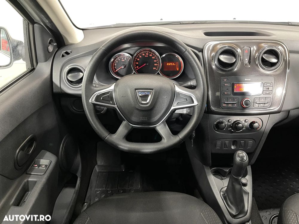 Dacia Logan 1.0 SCe SL PLUS - 6