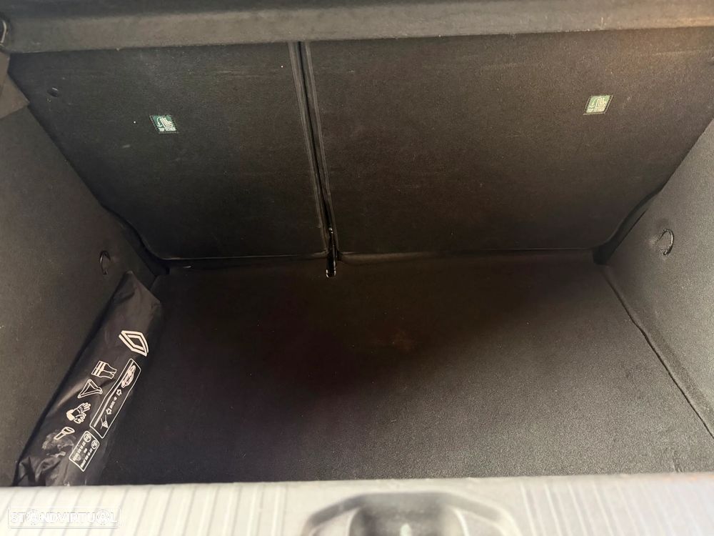 Renault Clio 1.0 TCe Evolution - 26