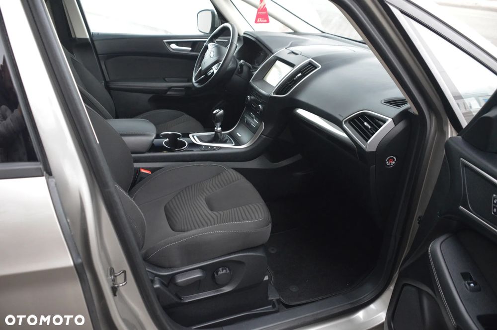 Ford S-Max 2.0 TDCi 4WD Titanium - 39