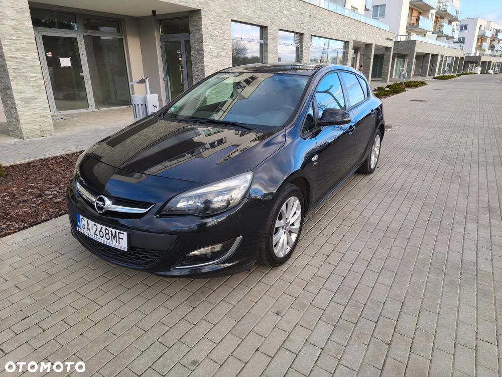 Opel Astra 1.4 Turbo - 1