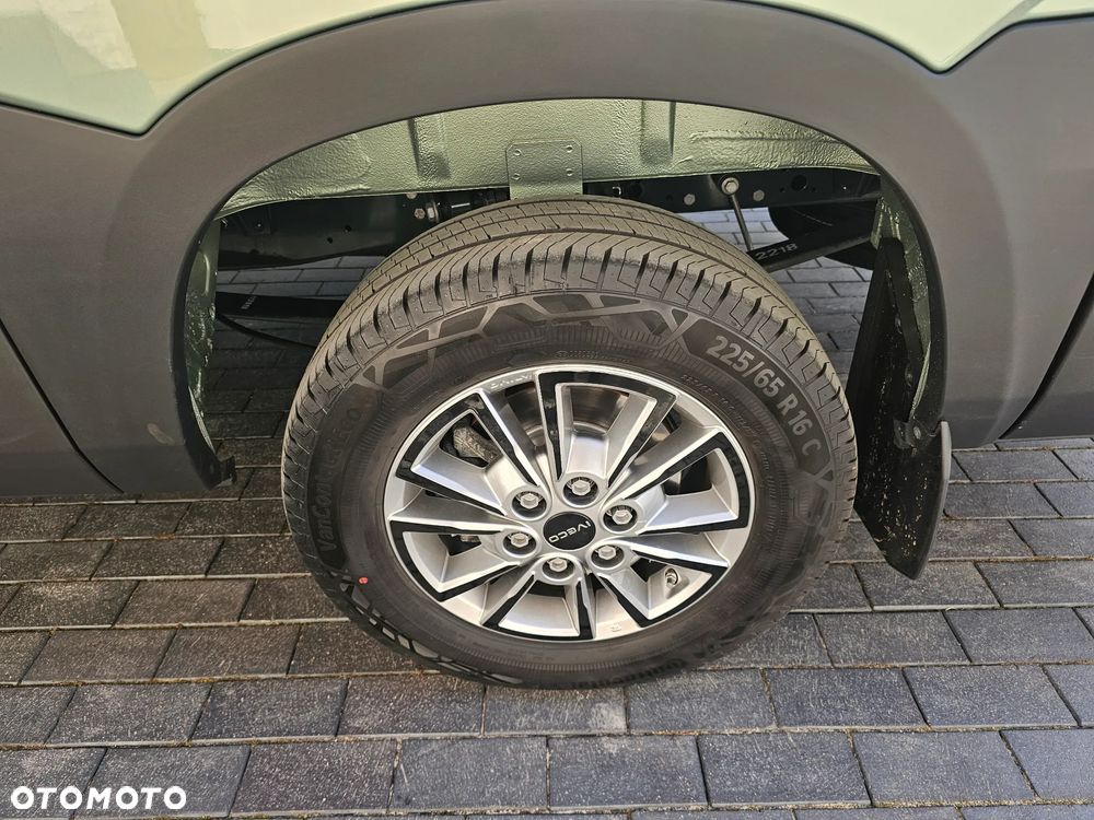 Iveco DAILY 35S18 HI-MATIC BRYGADOWY 7-OSÓB - 14