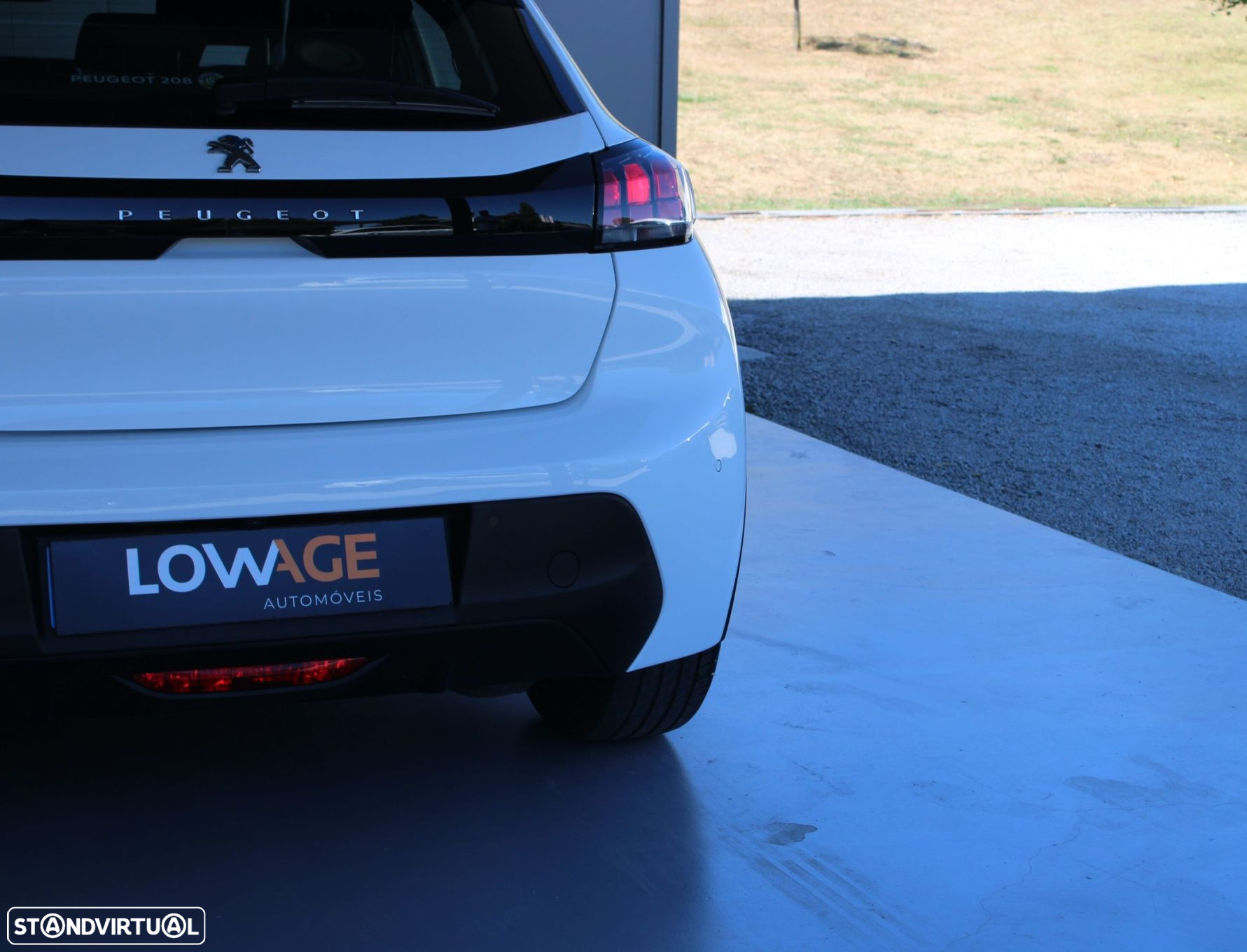 Peugeot e-208 50 kWh Active Pack - 23