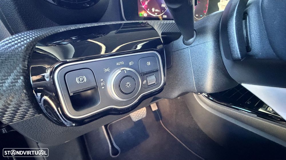 Mercedes-Benz A 200 Standard - 11