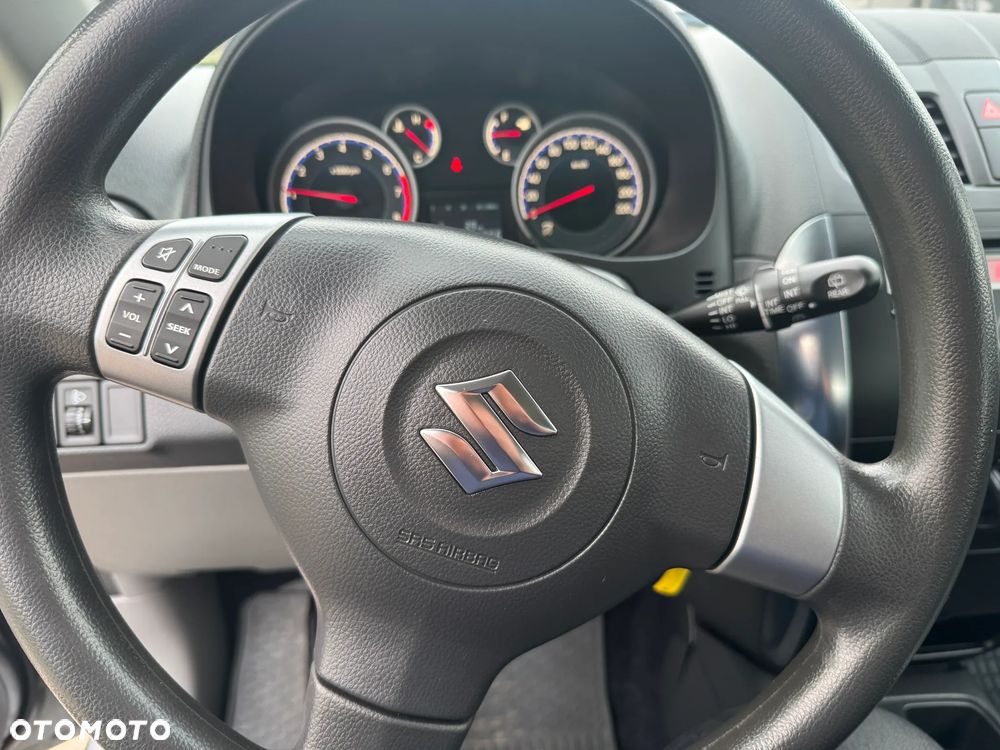 Suzuki SX4 1.6 VVT 4x4 Comfort - 22