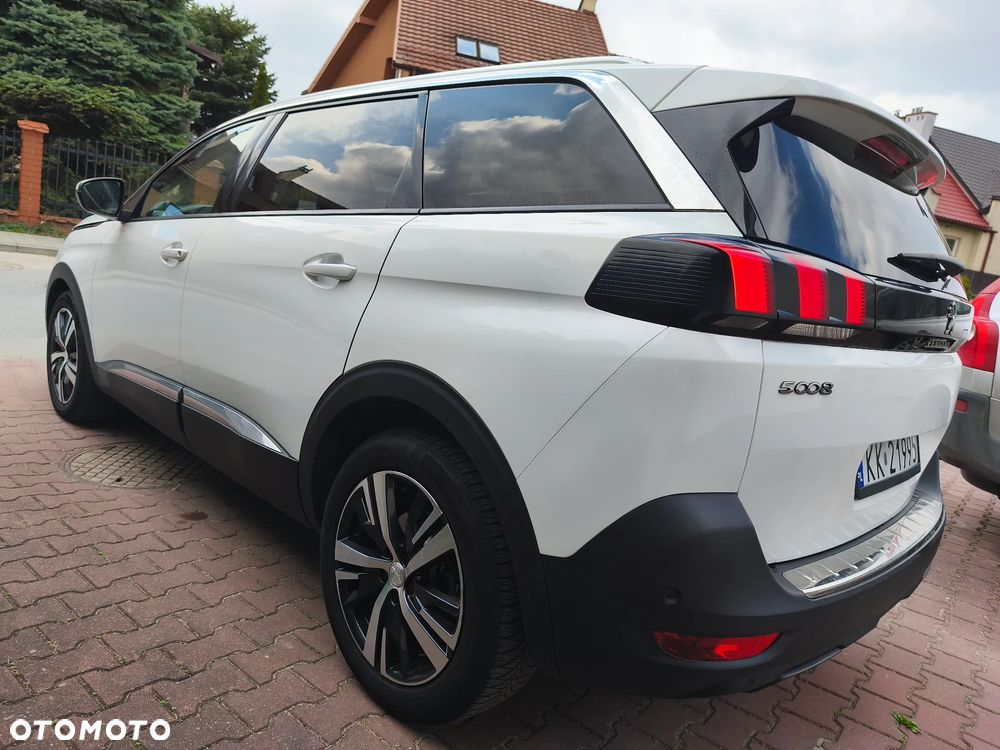 Peugeot 5008 1.5 BlueHDi Allure S&S EAT8 - 22