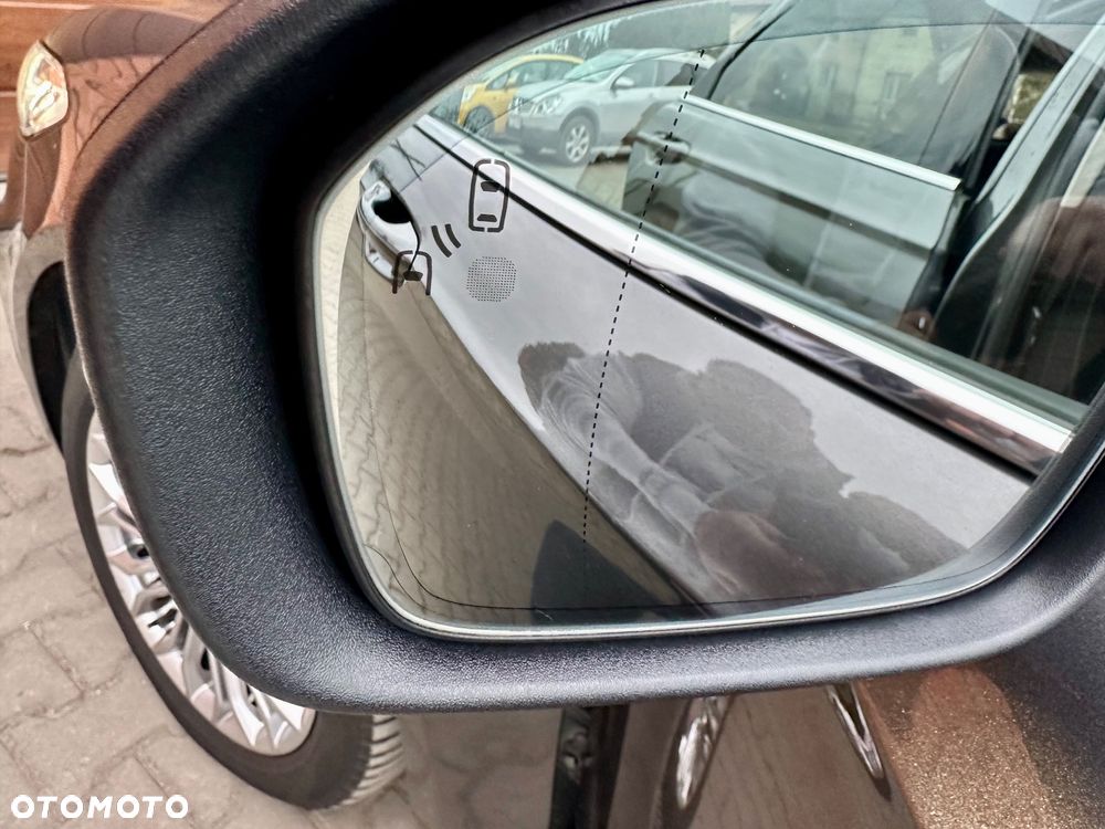 Ford Mondeo 2.0 EcoBlue Titanium - 12