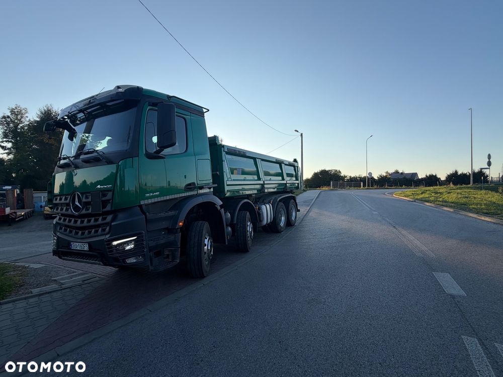 Mercedes-Benz Arocs 3245 - 12