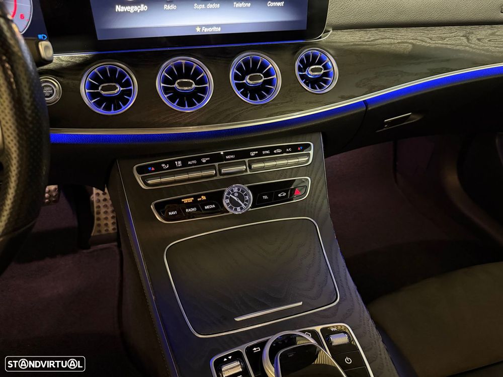 Mercedes-Benz E 220 d Cabrio 9G-Tronic AMG Line - 32