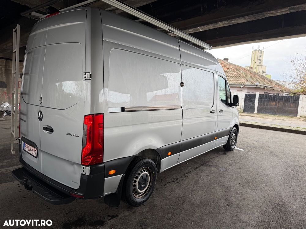 Mercedes-Benz Sprinter - 3