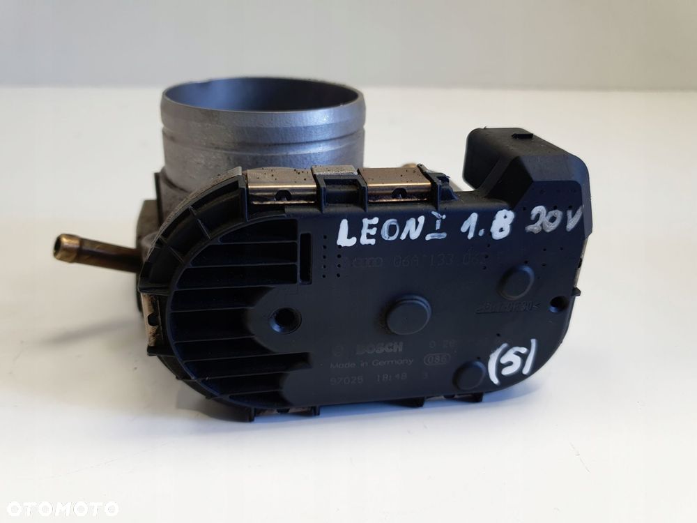 PRZEPUSTNICA Seat Leon I 1.8 20V _ 0280750026 06A133062F - 1