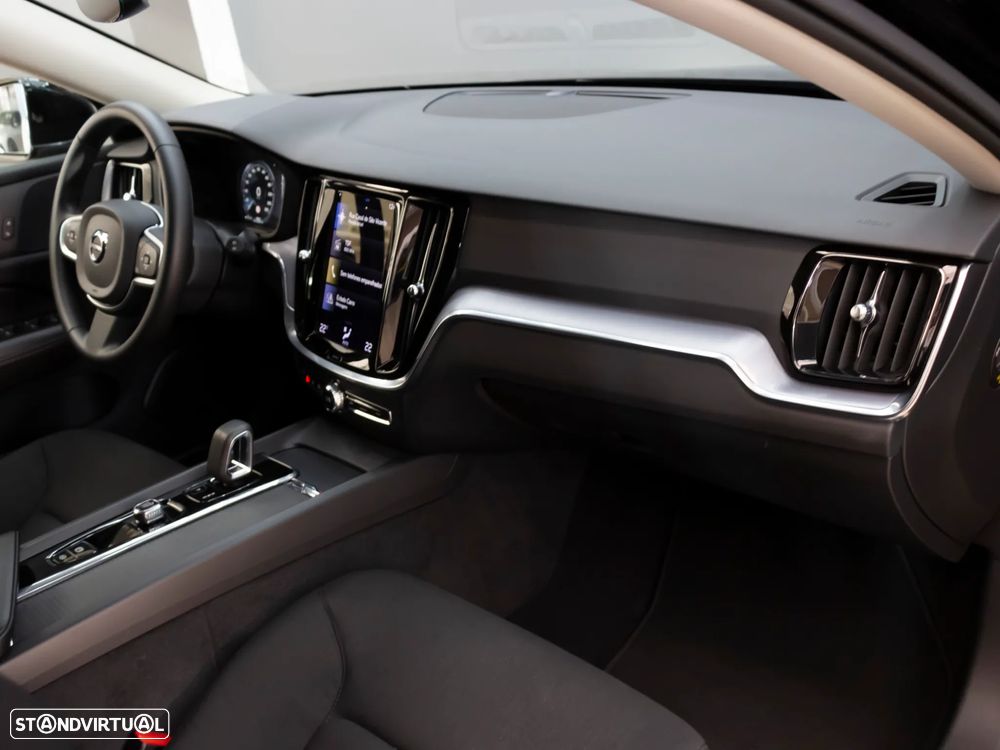 Volvo V60 2.0 B4 Momentum Plus Geartronic - 14
