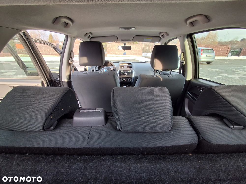 Fiat Sedici 1.9 Multijet DPF 4x4 Dynamic - 12