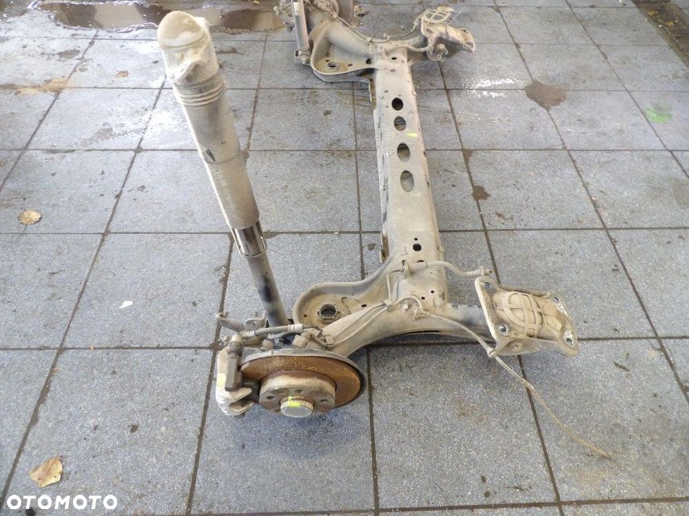 SKODA SCALA 1.5TSI OŚ TYLNA BELKA - 2