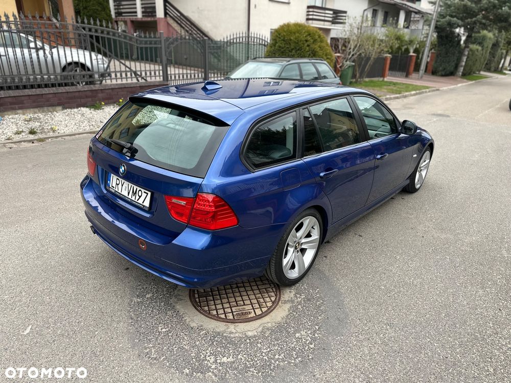 BMW Seria 3 318i Edition Sport - 12