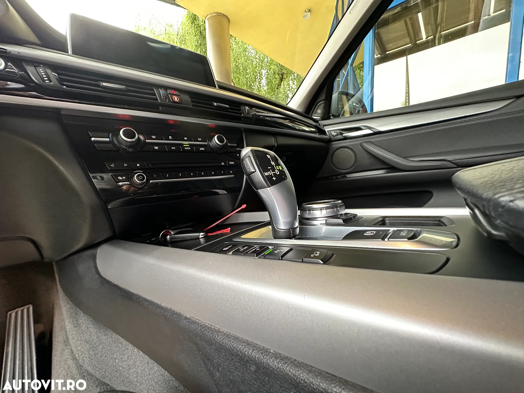 BMW X5 xDrive25d - 33