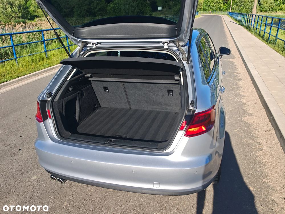 Audi A3 Sportback 2.0 TDI clean diesel Quattro Ambiente S tronic - 12